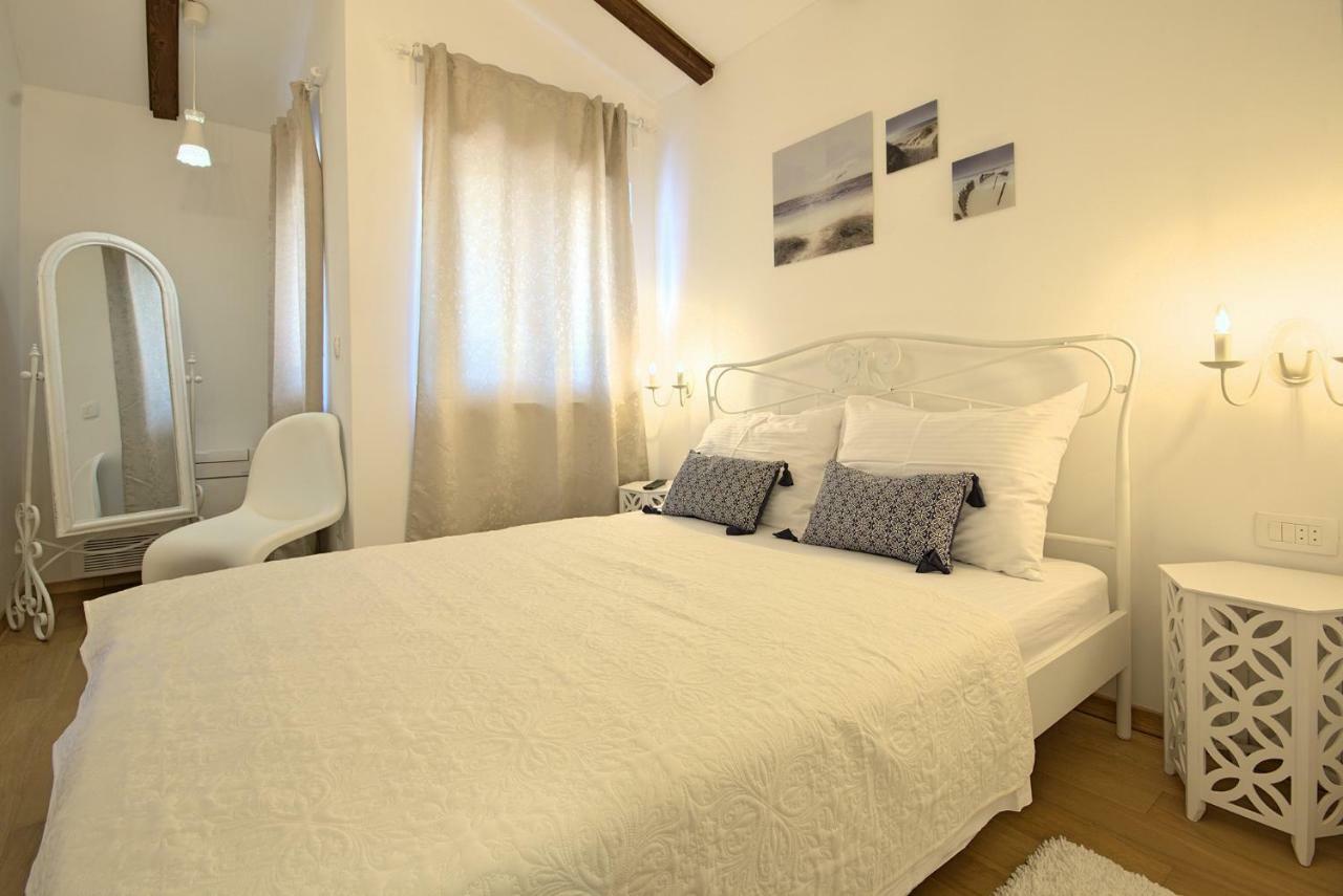 Villa Vespera Rosini Luaran gambar