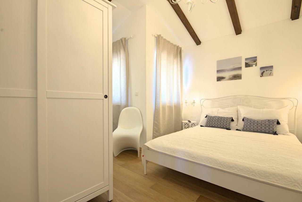 Villa Vespera Rosini Luaran gambar