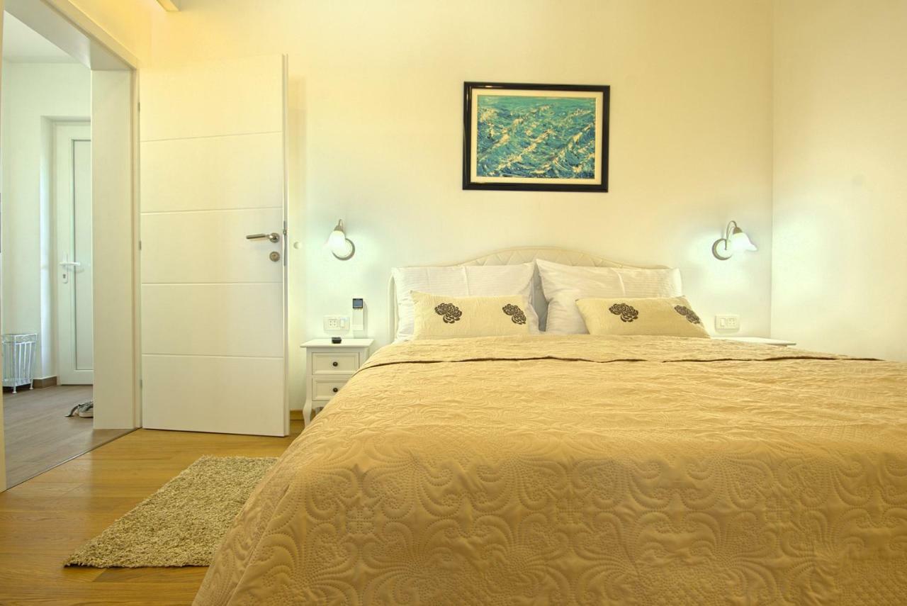 Villa Vespera Rosini Luaran gambar