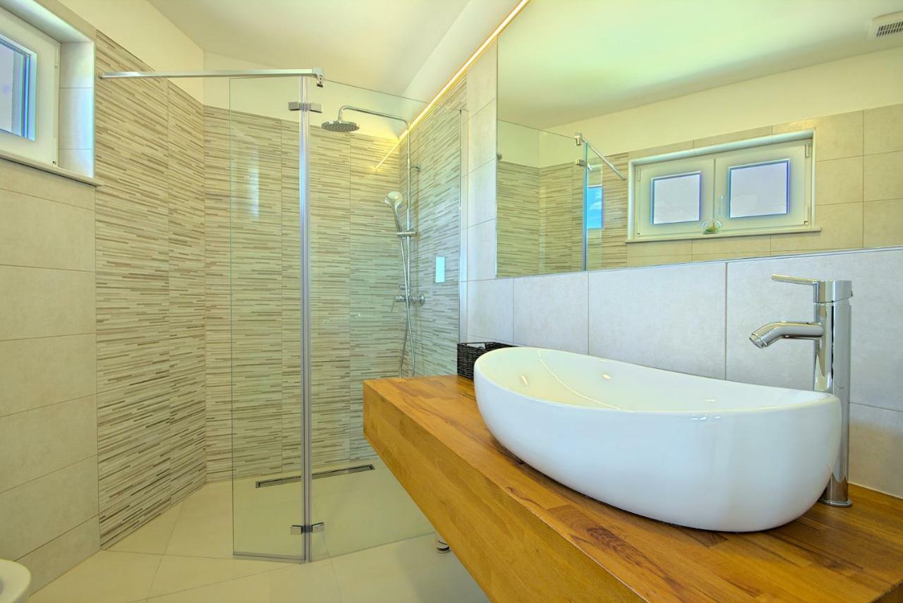 Villa Vespera Rosini Luaran gambar