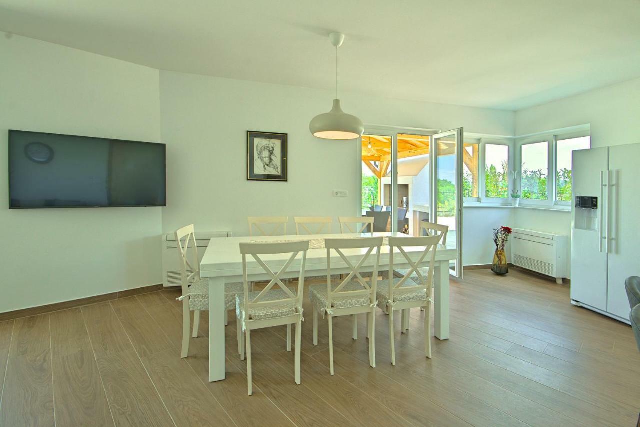 Villa Vespera Rosini Luaran gambar