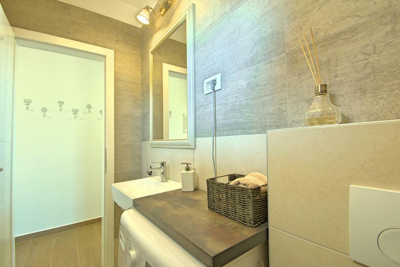 Villa Vespera Rosini Luaran gambar