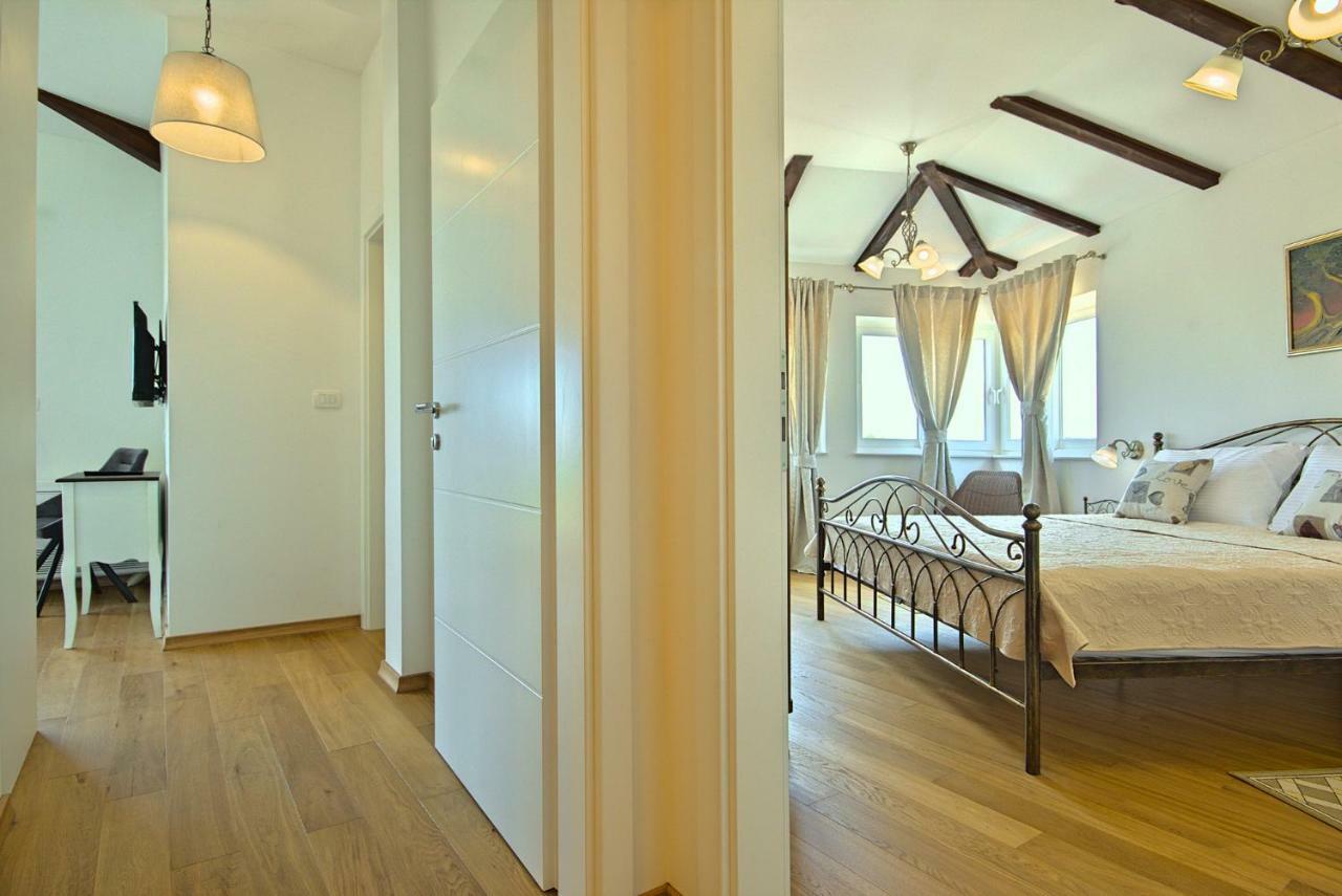 Villa Vespera Rosini Luaran gambar