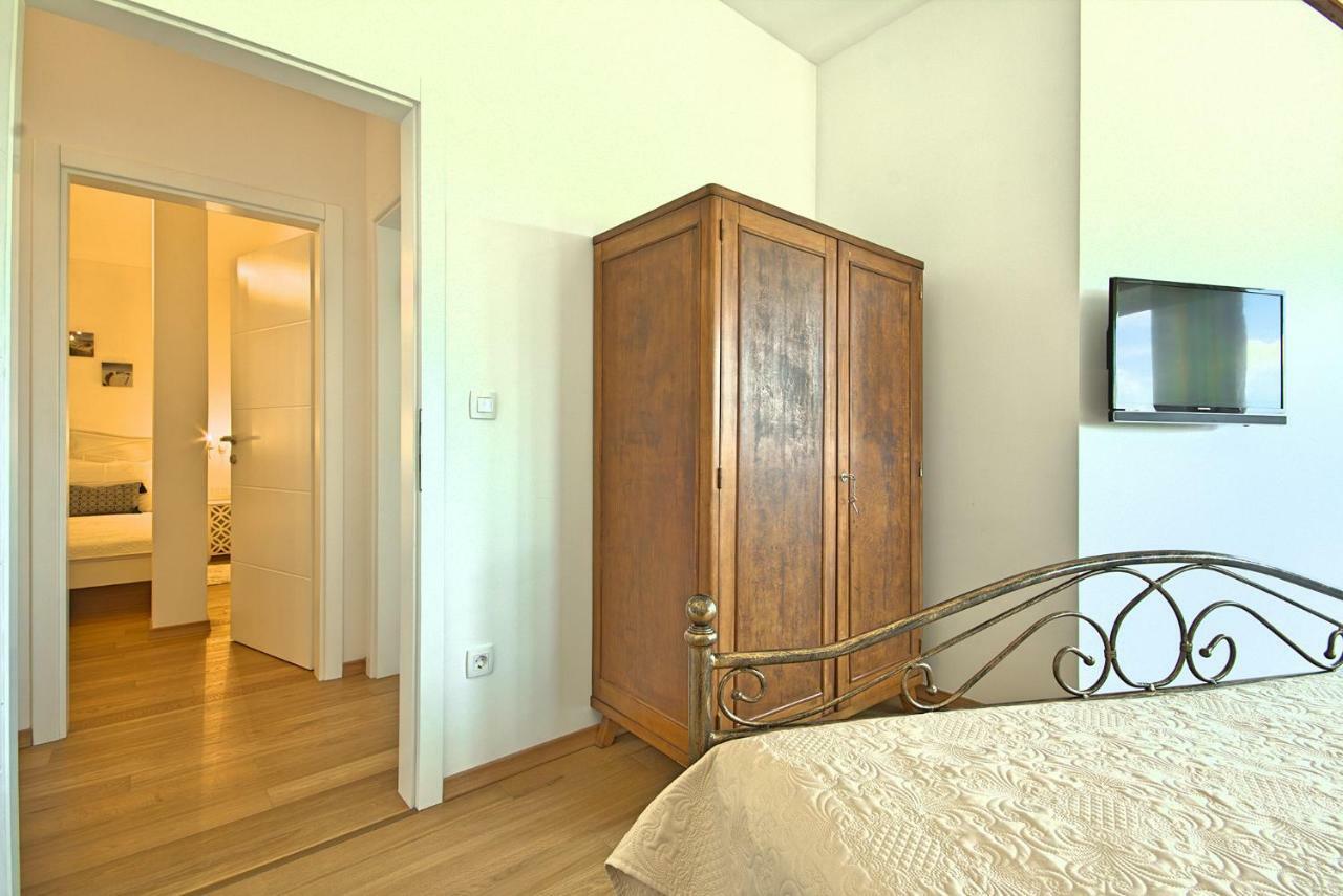 Villa Vespera Rosini Luaran gambar